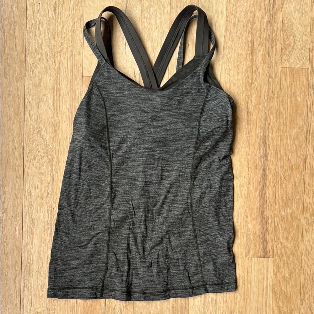 Lululemon Athletica Gray Fitted Sleeveless Tank Top
